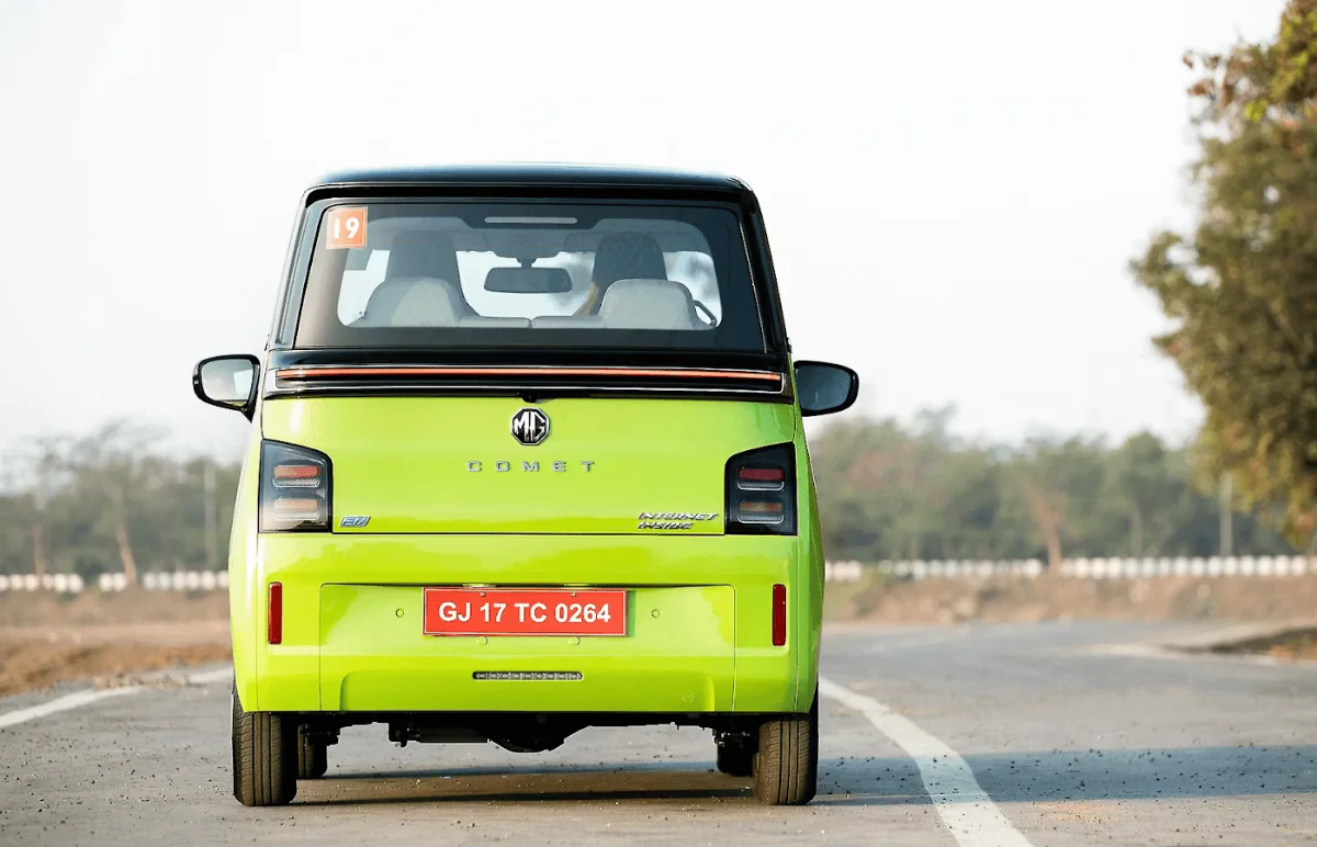 MG Comet EV Variants Explained